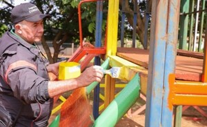 Sigue con tarea de revitalización de plazas