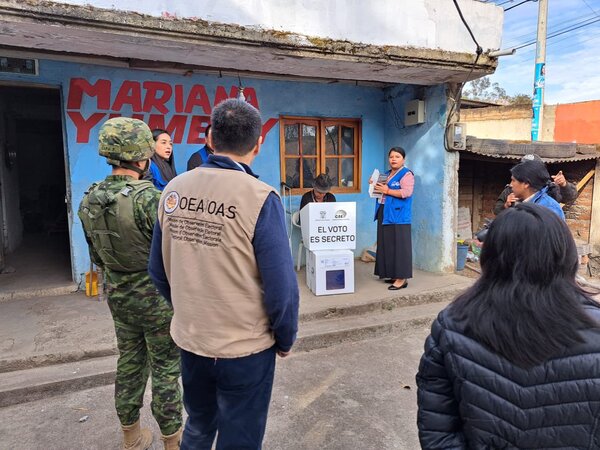 Ecuador entra en silencio electoral previo a balotaje - ADN Digital