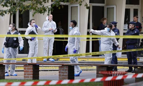 Diario HOY | Un atacante islamista mata a cuchilladas a un profesor en liceo de Francia