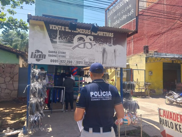 Incautación de mercaderías en allanamientos en Limpio y Areguá | 1000 Noticias