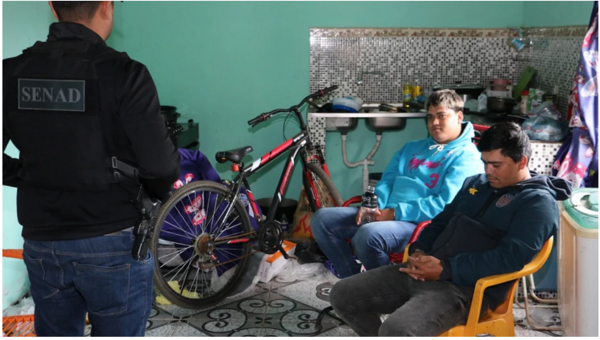 La Senad captura a dos hermanos por venta del “purete”