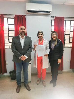 Destituyen a directora de hospital de Villa Elisa para nombrar a prima de excandidata colorada - Nacionales - ABC Color