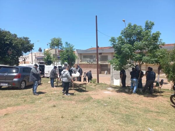 Guardiacárceles exigen garantías para volver a trabajar en Tacumbú - Policiales - ABC Color
