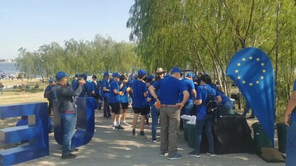 Unión Europea encabeza limpieza en la Bahía de Asunción - Nacionales - ABC Color