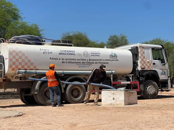 Sequía en el Chaco: caminos en mal estado dificultan envío de agua - Nacionales - ABC Color