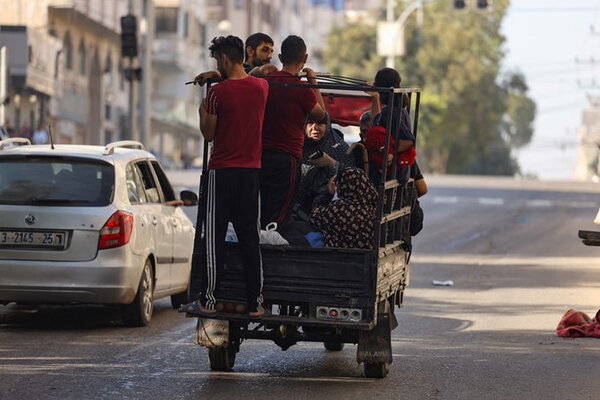 Israel pide a civiles del norte de Gaza «no demorar» evacuación tras ampliar ultimátum
