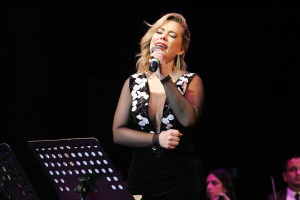 Lizarella cantó en el Municipal - Te Cuento Paraguay