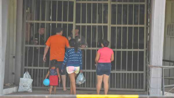 Tacumbú como negocio: El penal mueve millones por mes