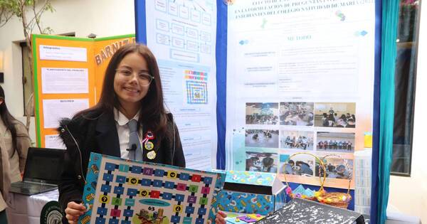 La Nación / Premiación de Feria Nacional de Ciencias Pierre et Marie Curie