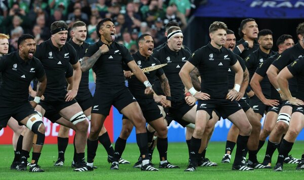 Versus / Nueva Zelanda celebra el renacimiento de sus All Blacks tras años de penurias