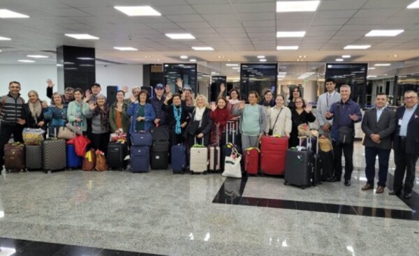 Arribó segundo contingente de paraguayos desde Israel