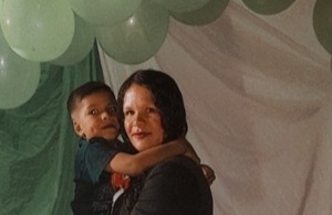 Piden ayuda para localizar a madre e hijo desaparecidos hace un mes - Unicanal
