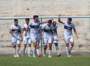 Versus / Victoria del franjeado iteño en el cierre de la fecha 31
