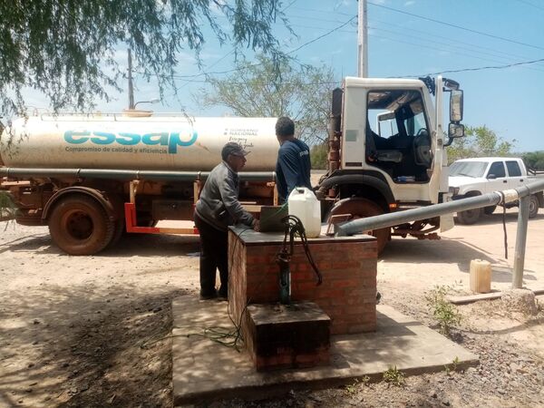 Diario HOY | Distribuyen agua potable a comunidades indígenas del Chaco