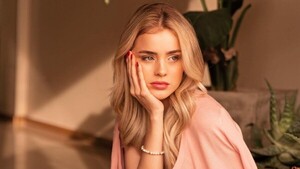 Gaby Ovelar: "No me parece correcto recibir mensajes denigrando a mi persona"
