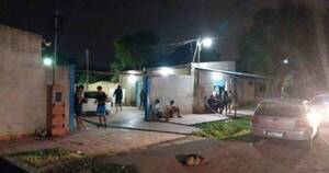 La Nación / Tras asesinato en Remansito, hallan incinerado vehículo que habrían utilizado los atacantes