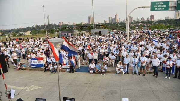 Comunidad judía se manifiesta en Paraguay pidiendo paz en Medio Oriente