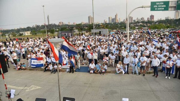 Comunidad judía se manifiesta en Paraguay pidiendo paz en Medio Oriente