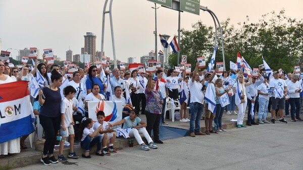Judíos en Paraguay claman por la liberación de rehenes