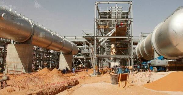 Conflicto en Israel dispara 7,5% precio del petróleo