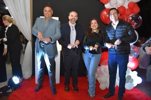 Políticos y autoridades locales apoyan candidatura de Enrique Berni al CM - La Clave