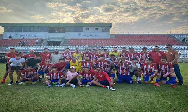 De un “pistoletazo”, Ovetense FC se instaló en las semifinales del Nacional B