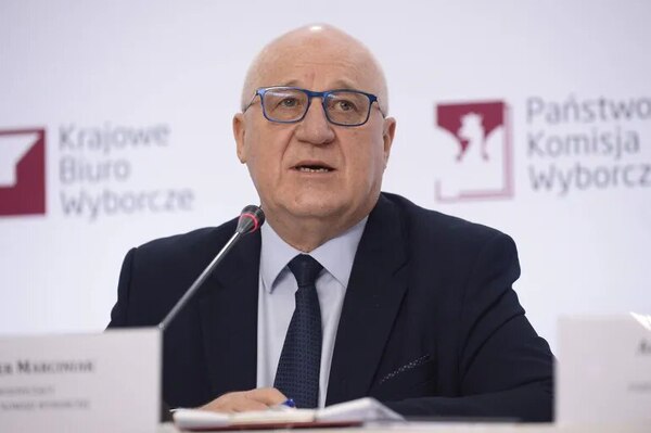 Resultado electoral polaco con casi el 50% del escrutinio abre vía al cambio - Mundo - ABC Color