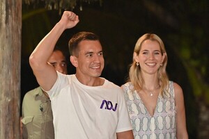 Diario HOY | Su padre lo intentó en 5 ocasiones: Joven empresario fue elegido presidente de Ecuador