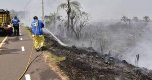 La Nación / Cordillera: incendio forestal ocasiona triple choque y uno de los conductores falleció