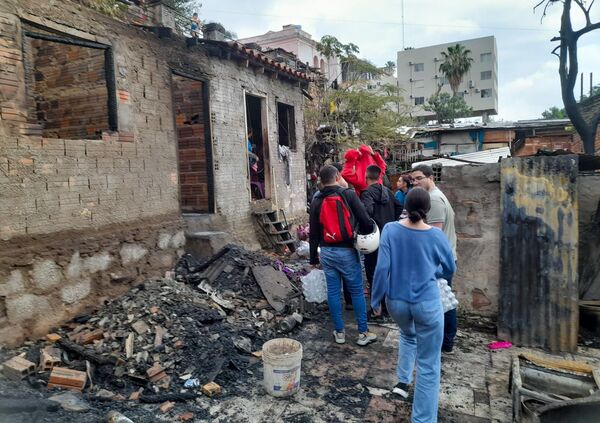 Alto hacinamiento en la Chacarita convierte a la zona en propensa a incendios, afirman - ADN Digital