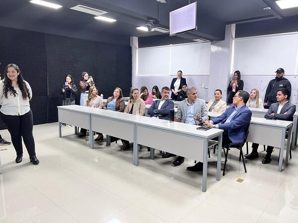 Tecnología revoluciona educación en las aulas - El Independiente