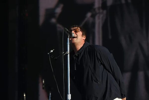 Liam Gallagher llevará de gira el álbum de Oasis “Definitely Maybe” en su 30 aniversario - Música - ABC Color