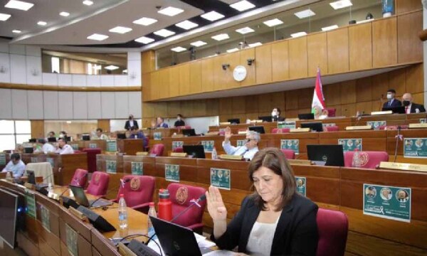 Senado volverá a sesionar los jueves, desde el 2024 – Prensa 5
