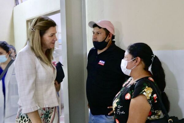 Ministra evalúa atención de urgencias en el hospital del Trauma