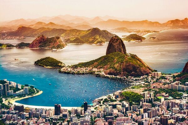 El FMI pide a Latinoam茅rica acabar con los "cuellos de botella" que impiden que crezca m谩s - Revista PLUS