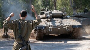 Israel ataca objetivos "terroristas" de Hezbolá en Líbano