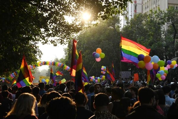 India: Supremo se niega a reconocer el matrimonio gay y devuelve la cuestión al Gobierno - Mundo - ABC Color
