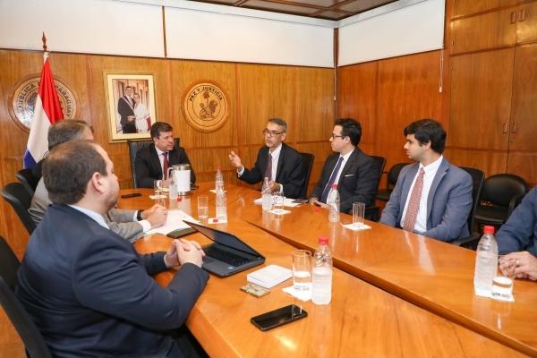 Banca británica pronostica inversiones por al menos USD 10.000 millones en Paraguay - MarketData