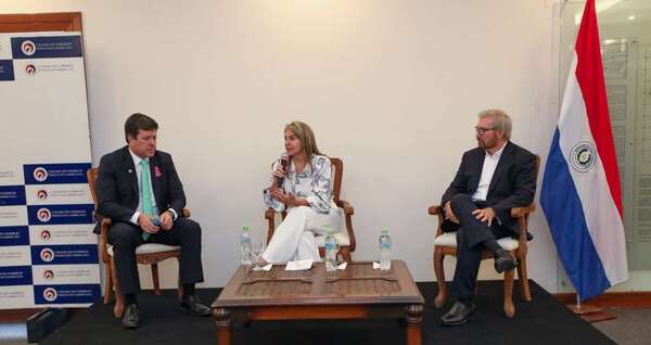 AMCHAM realizó la segunda edición de su ciclo de conversaciones