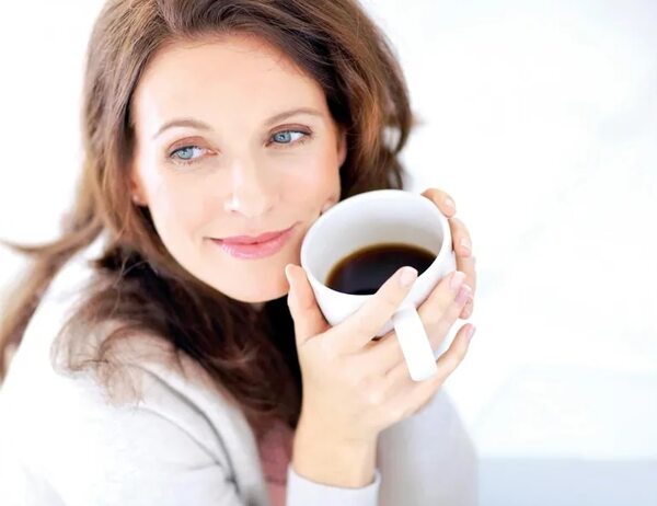 Consumir café demasiado temprano en el día, puede provocar una mayor dependencia a la cafeína - Estilo de vida - ABC Color