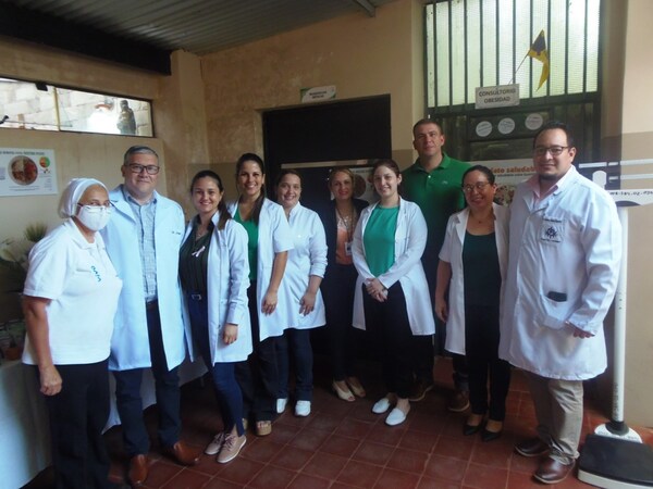 CELEBRAN EL DÍA DEL NUTRICIONISTA Y EL DÍA MUNDIAL DE LA ALIMENTACIÓN EN EL HOSPITAL REGIONAL DE ENCARNACIÓN