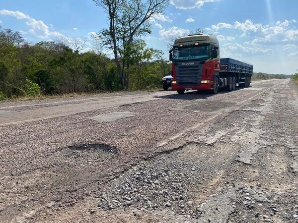Continúan los baches en tramo Concepción-Vallemí - Nacionales - ABC Color