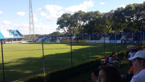 APF castiga a 12 de Octubre y lo manda a Primera C - trece