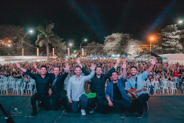 Richer Palma ganó el trofeo “Recuerdos de Ypacaraí” en el Festival del Lago - Música - ABC Color