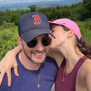 Chris Evans se casó dos veces con Alba Baptista - Gente - ABC Color