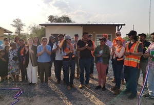 Entregan viviendas a miembros de comunidad indígena de Pai Puku