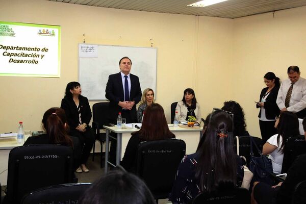 Inició capacitación para pasantes de Psicología UNA