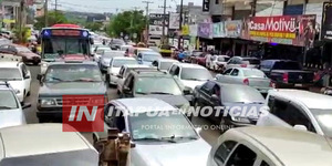 BUSCAN SANCIONAR A CONDUCTORES QUE CEDEN ESPACIOS EN LA FILA DEL PUENTE - Itapúa Noticias