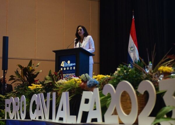 Diario HOY | Anuncian inversión en obras por US$ 5.500 millones y 300.000 empleos en 5 años