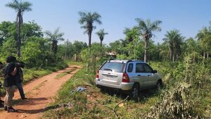 Luque: Abandonan vehículo utilizado por asaltacajeros en fallido intento de robo